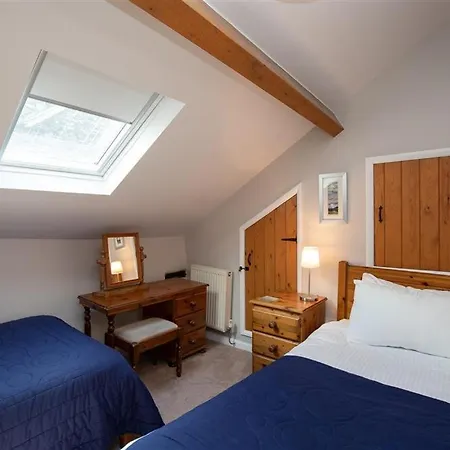 Lowfold Holiday home *